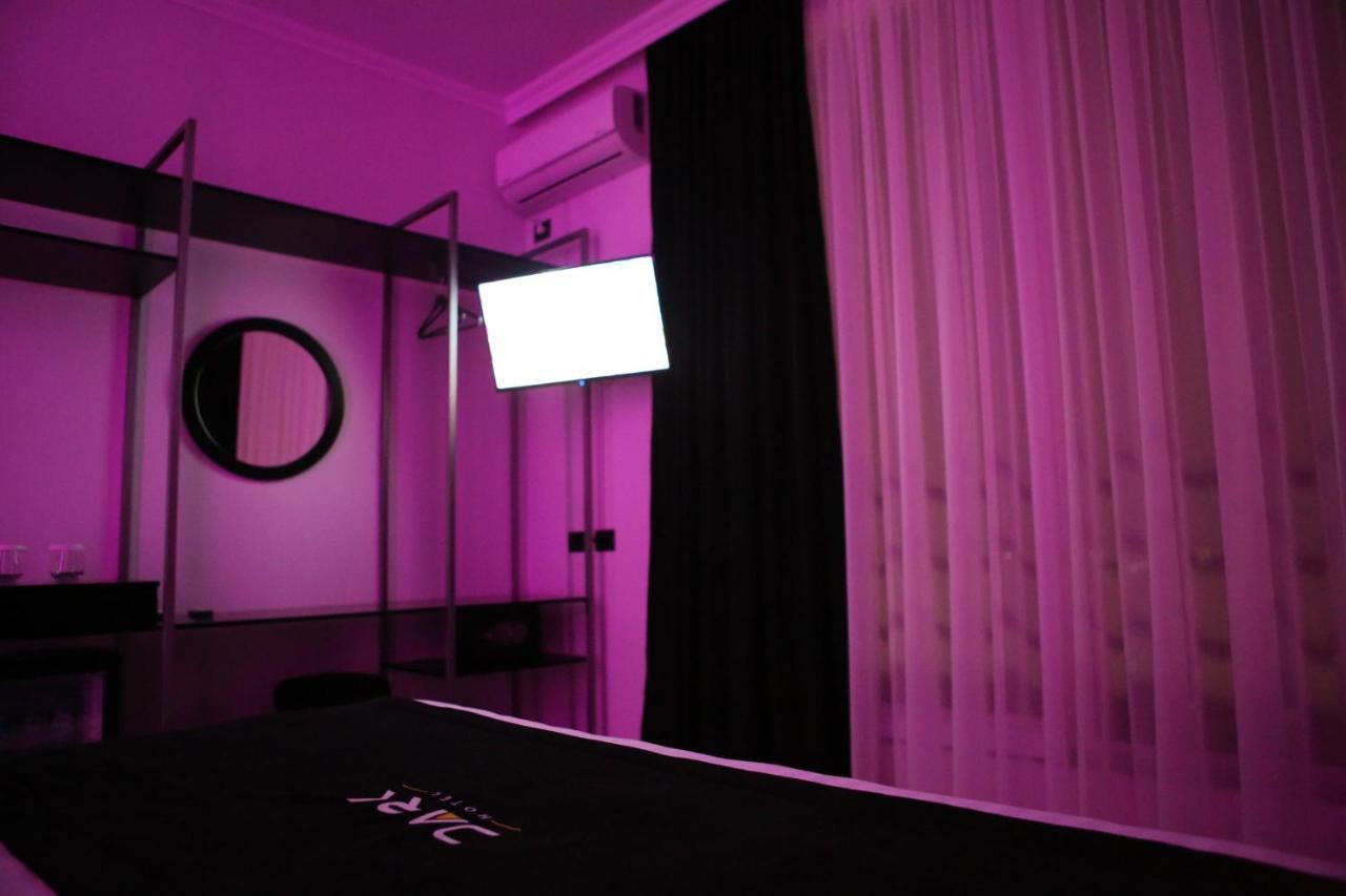 Dark Boutique 4*