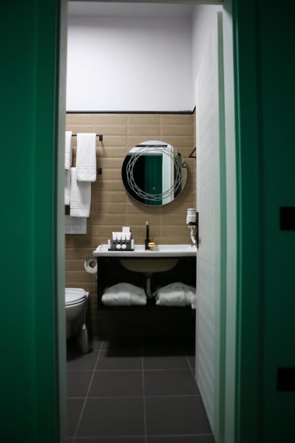 Dark Boutique Hotel Shkoze