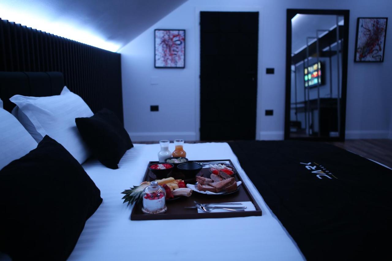 Hotel Dark Boutique